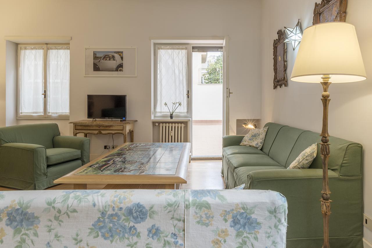 Micheli 4Pax Apartment With Terrace Rome Exterior photo